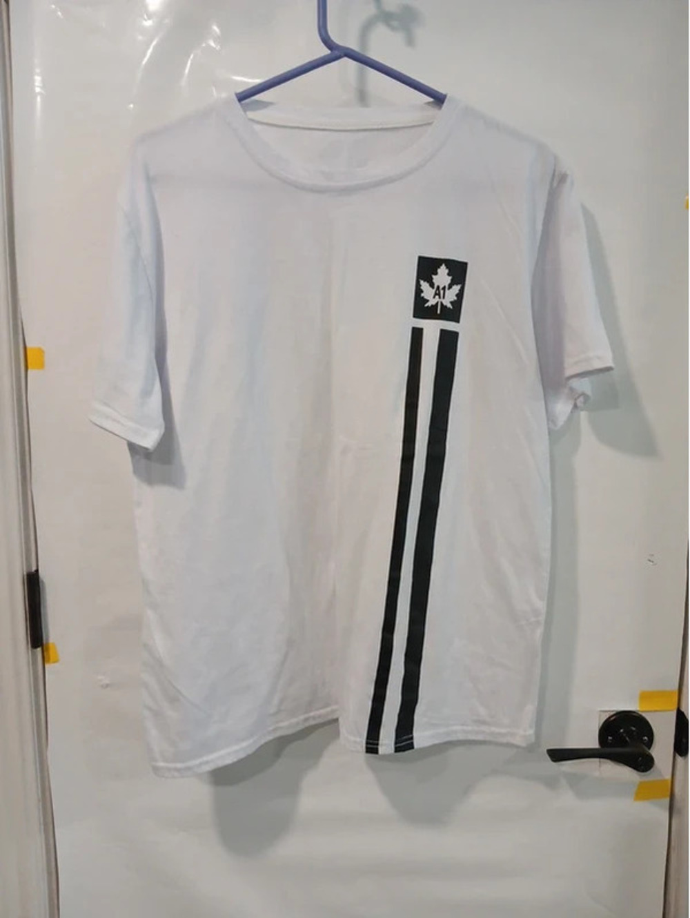 Mans white T-shirt